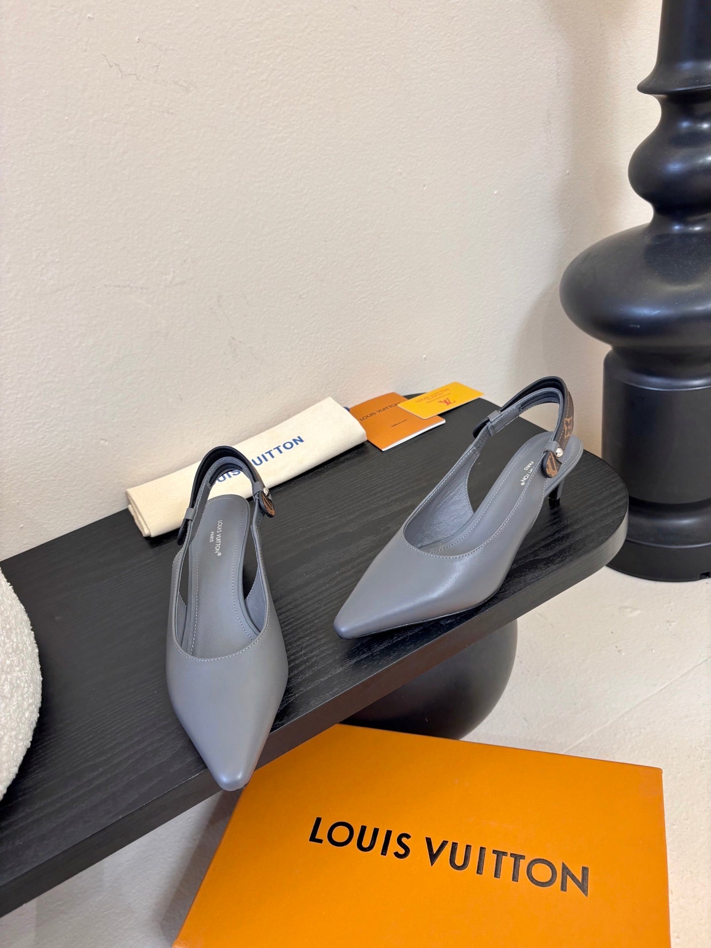 LV 26ss Legacy Slingback 45 Gray Sheepskin 627238