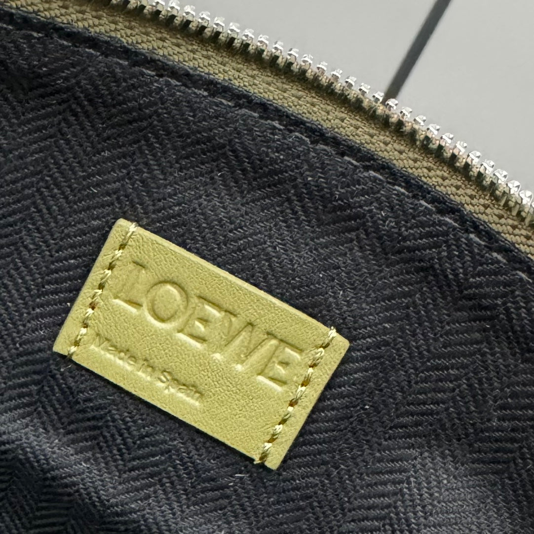 Loewe Small Cubi Crossbody Bag 29 Olive Green Calfskin 280611