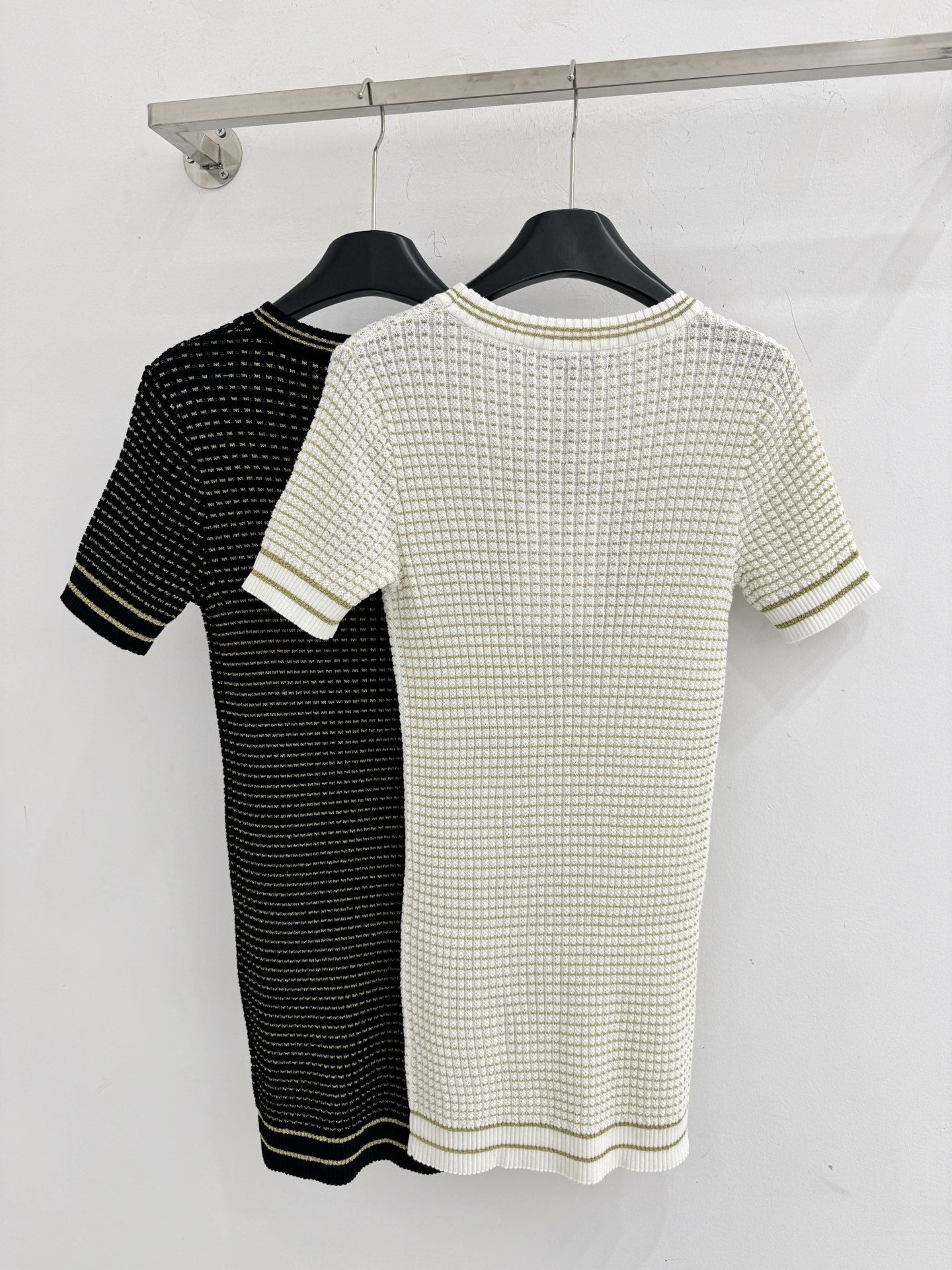 Chanel 2026 Knitted Short-Sleeve Dress Off-white and Black Tencel Nylon