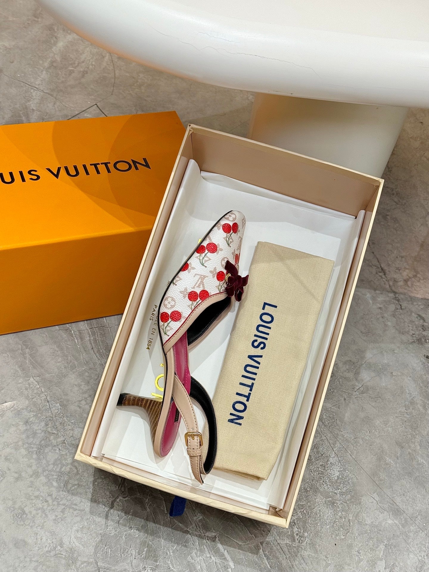 LV 26ss Slingback 60 White Pink Cherry Monogram Cowhide 664894