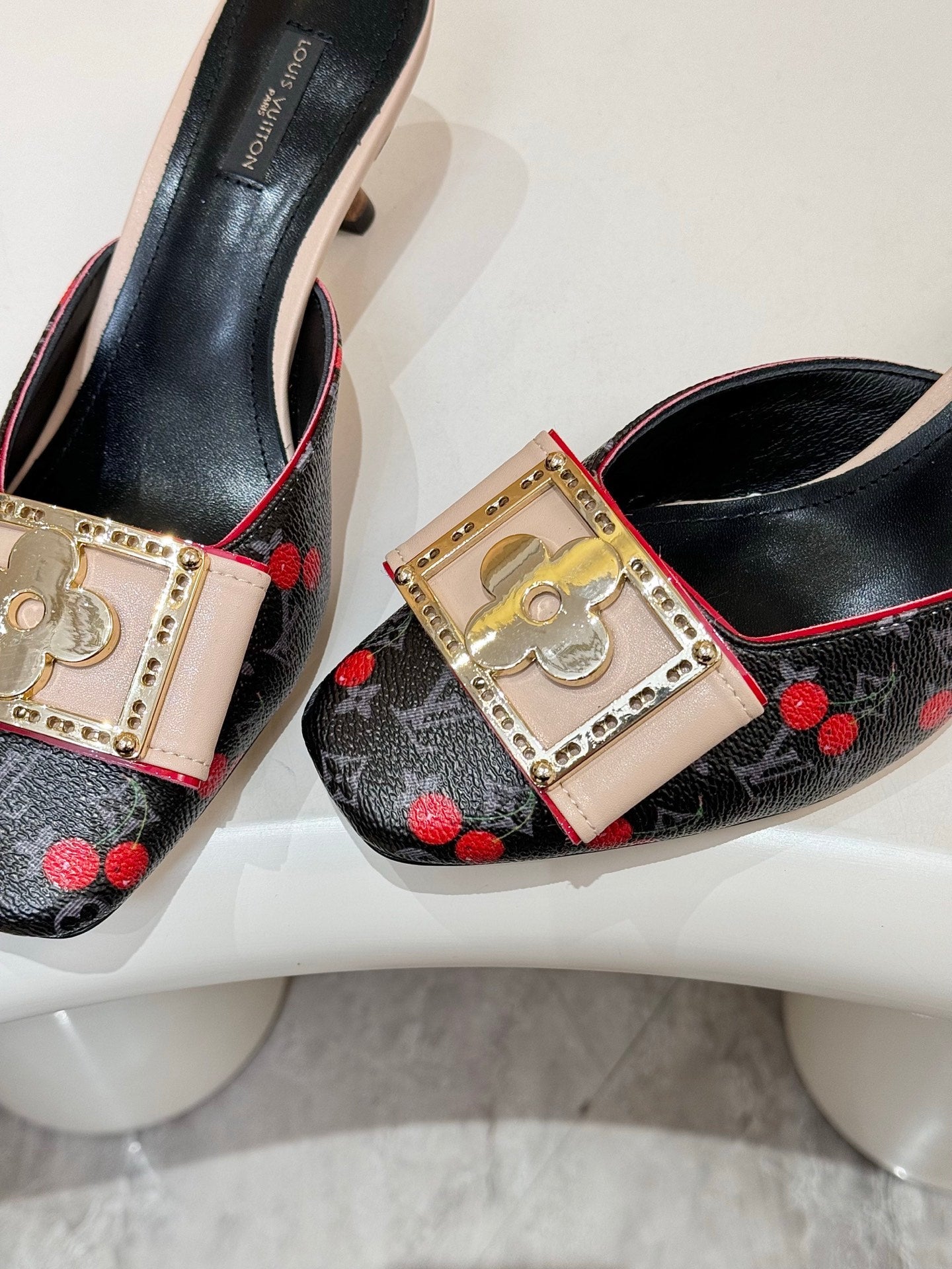 LV 26ss High-Heeled Mules 60 Black Cherry Monogram Cowhide 664890