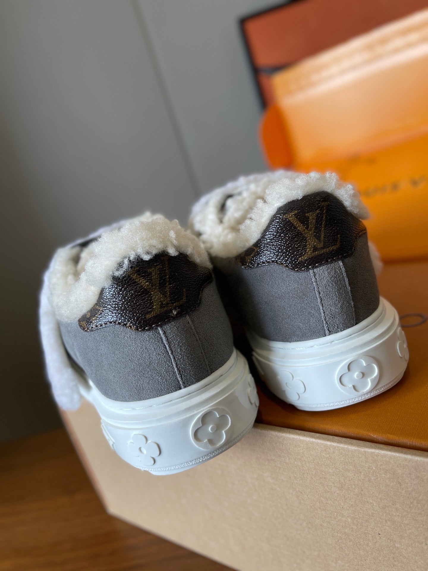 LV 26s Platform Sneakers Gray White Suede Wool 621159