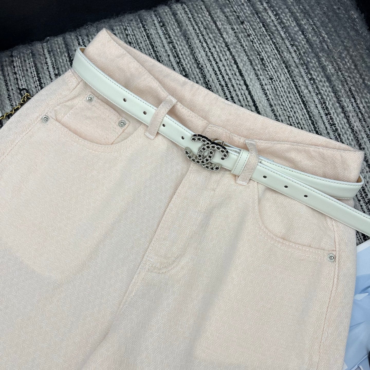Chanel 2026 Straight-leg Trousers With Double C Leather Belt Light Pink Cotton 365396
