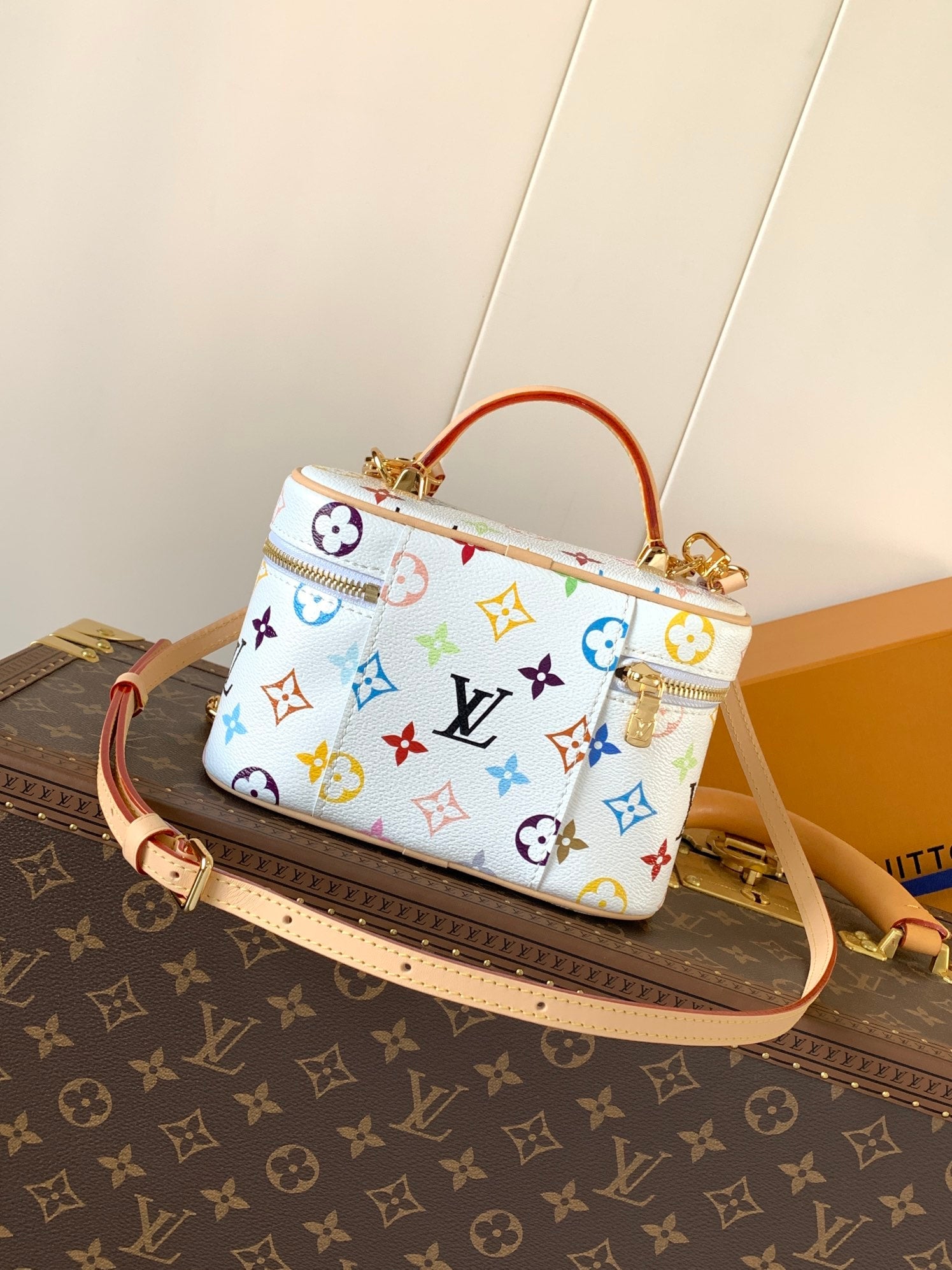 LV 2026 Vanity Chain Pouch 19cm White mix Multicolor Canvas Cowhide 252195