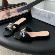 CC 25 Slippers Black Cowhide 305283