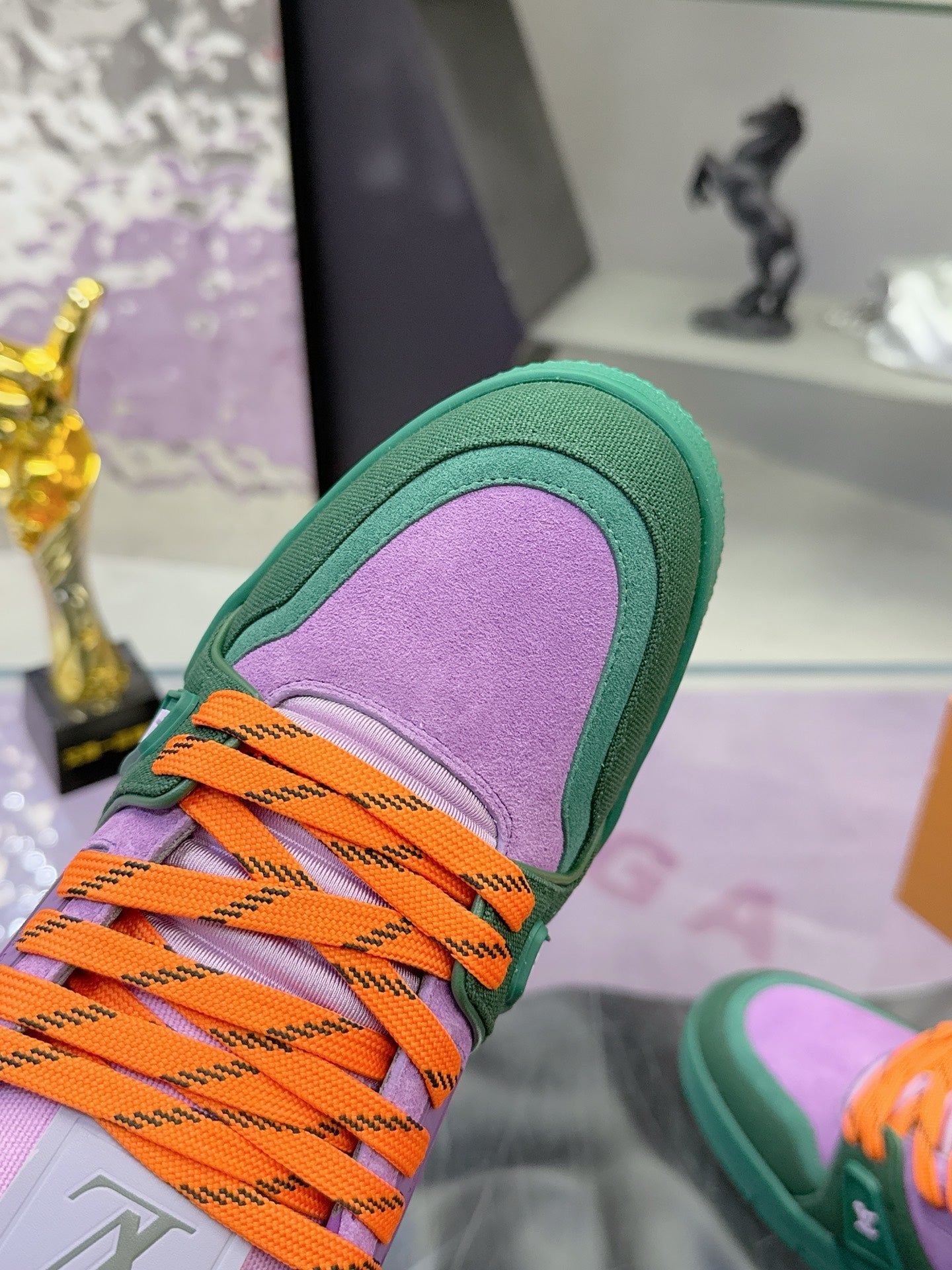 LV x Tyler 26ss Sneaker Green Purple Suede 672141