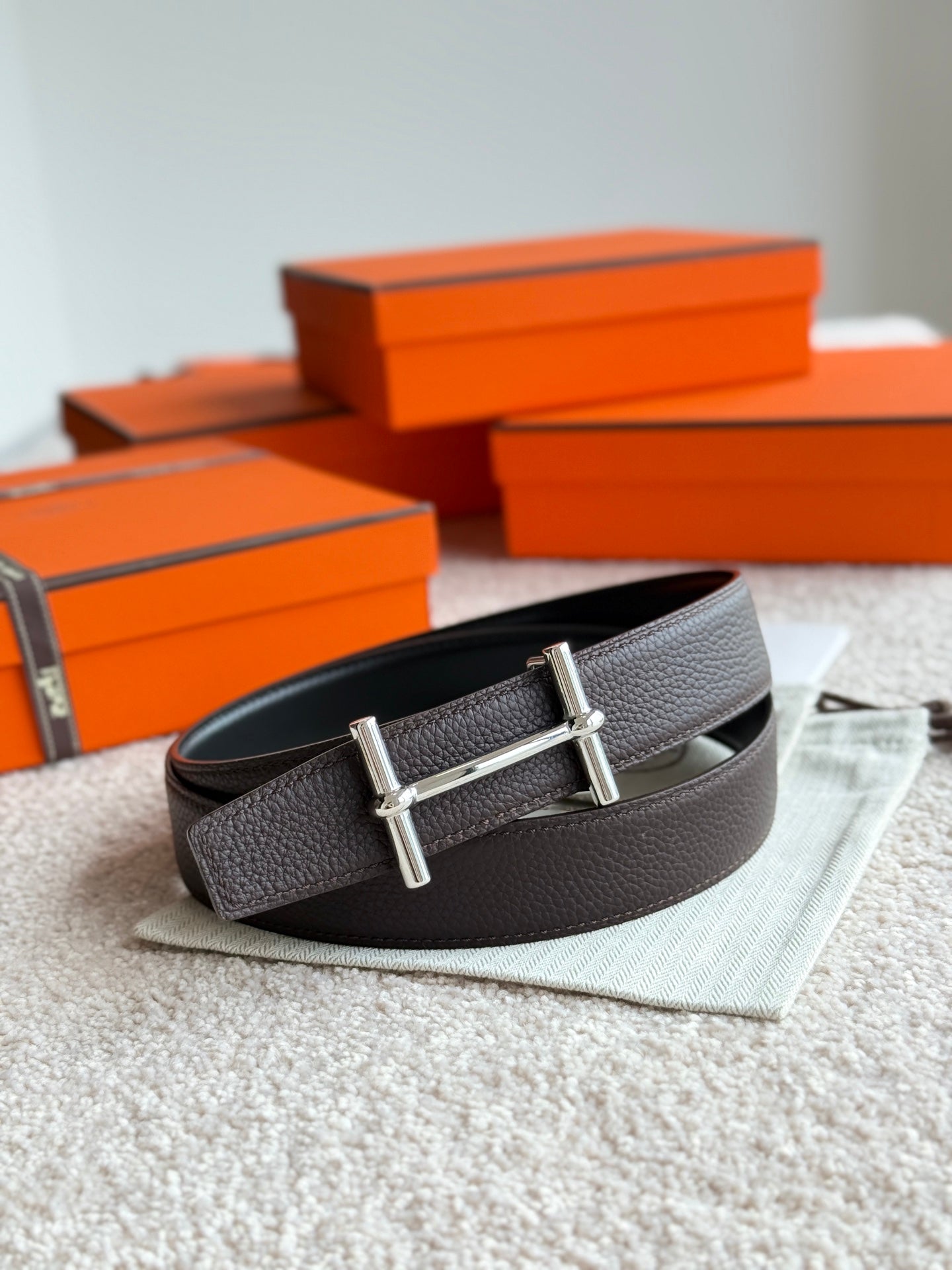 HM H d'Ancre Buckle Belt 32mm Black Chocolate Leather 187773