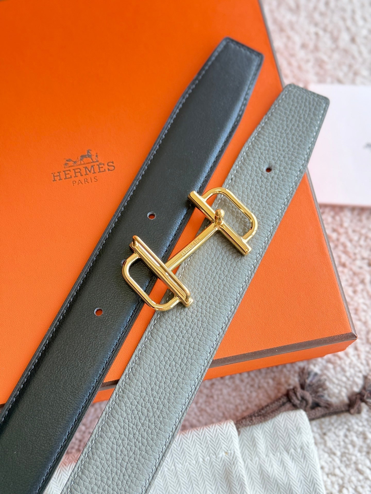 HM Gold Buckle 32mm Royal Belt Gray Brown Leather 188423