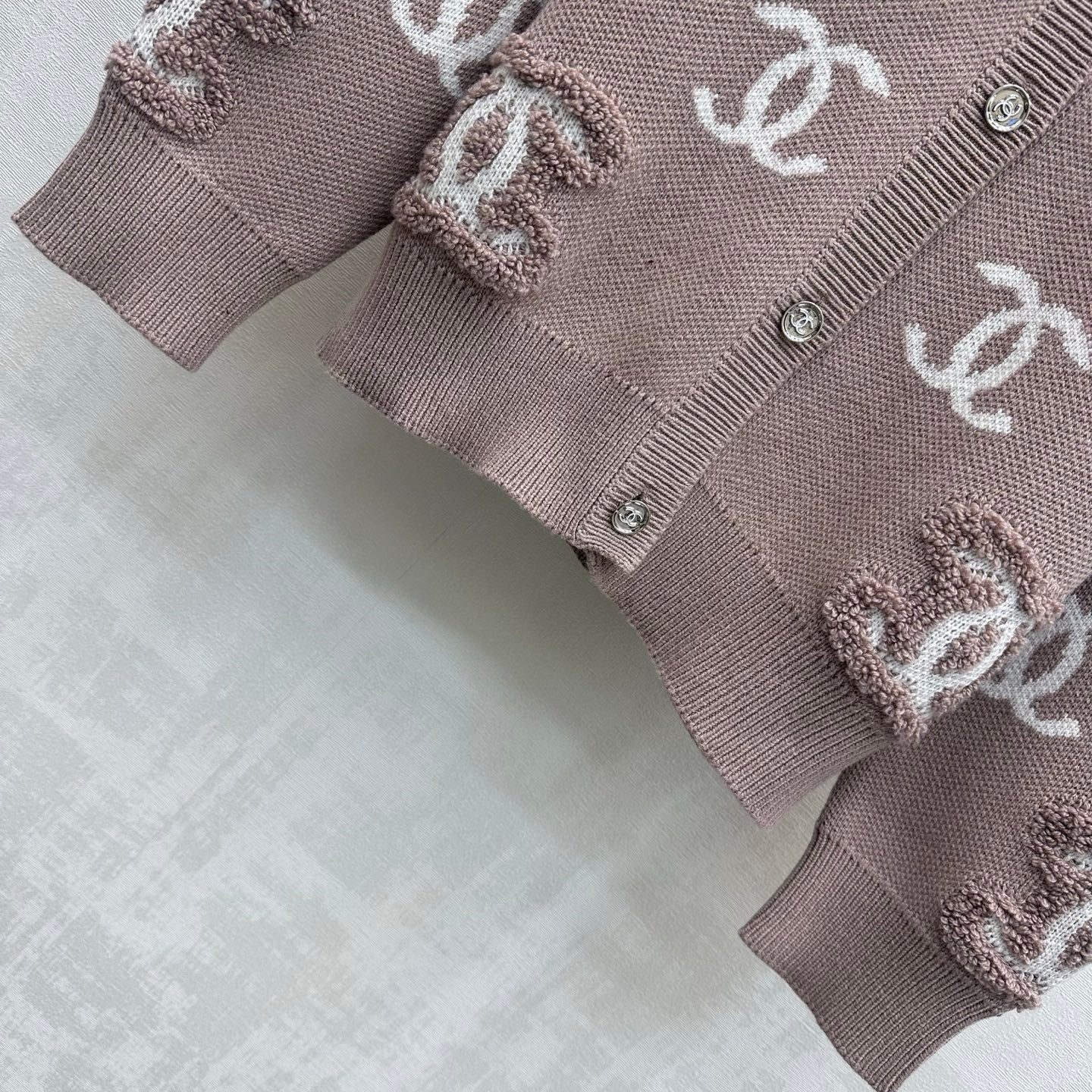 Chanel 2026 Jacquard Long-Sleeve Knit Cardigan Wool 418685