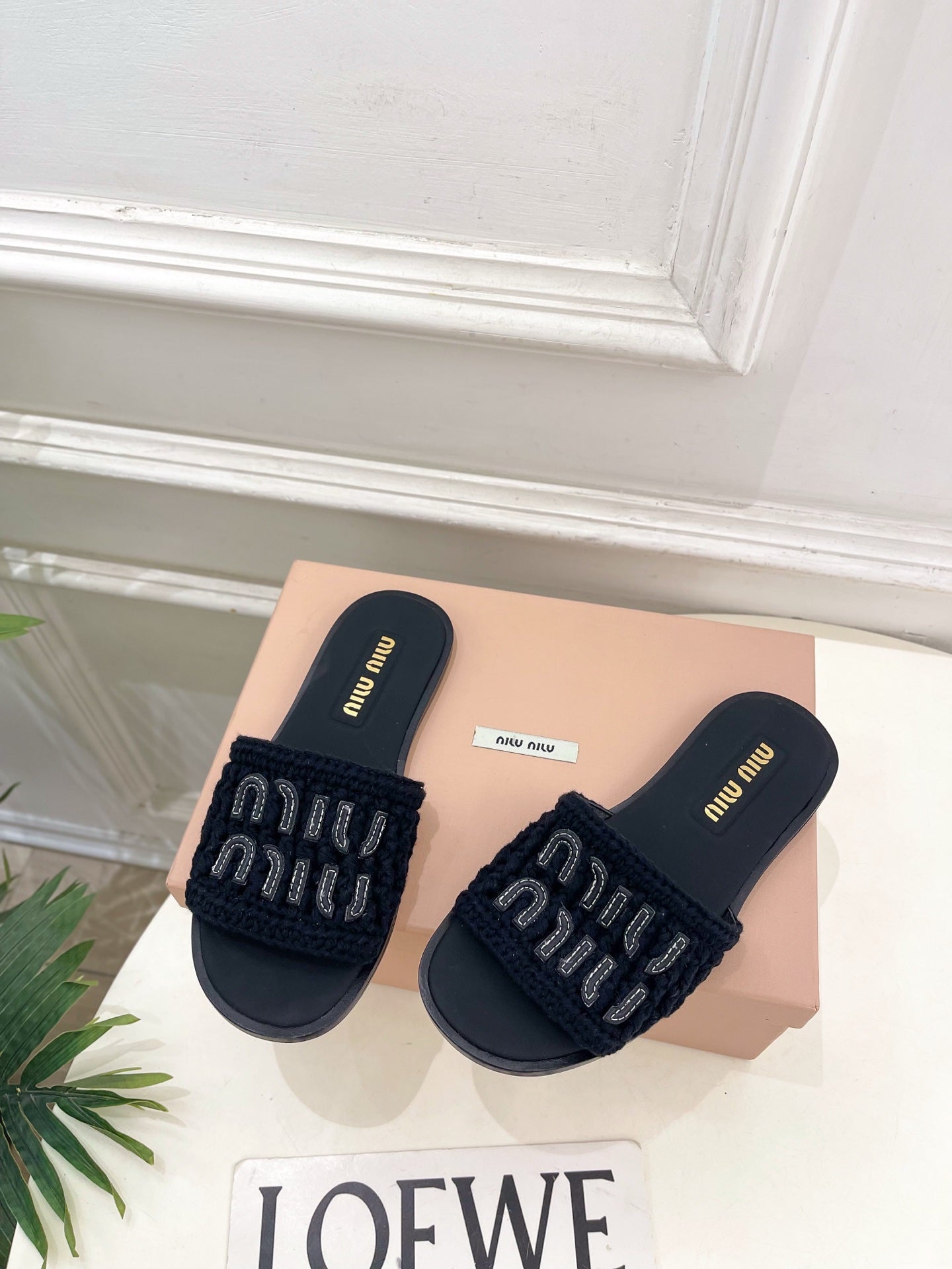 MIU Flat Slippers Black Knitted Fabric Sheepskin 631914